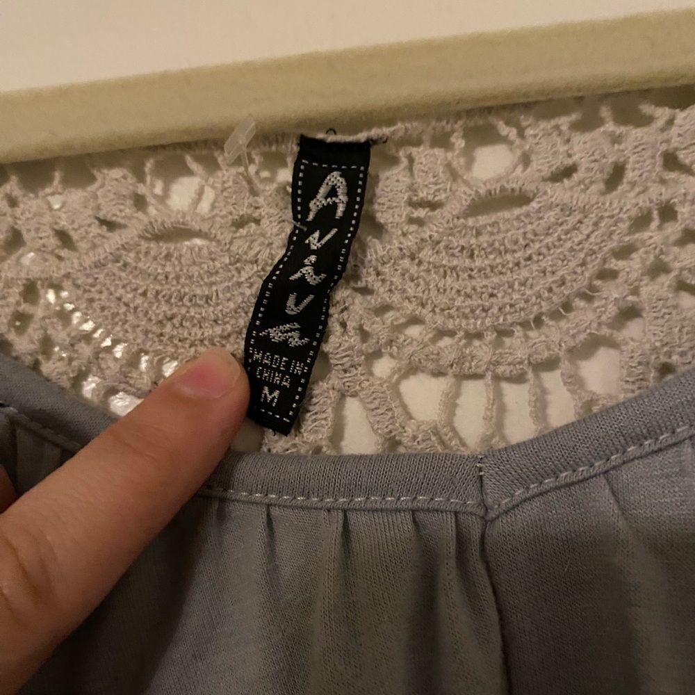 Aviva Dolman Cape Cut Top Crochet Lace Back - Picture 4 of 7